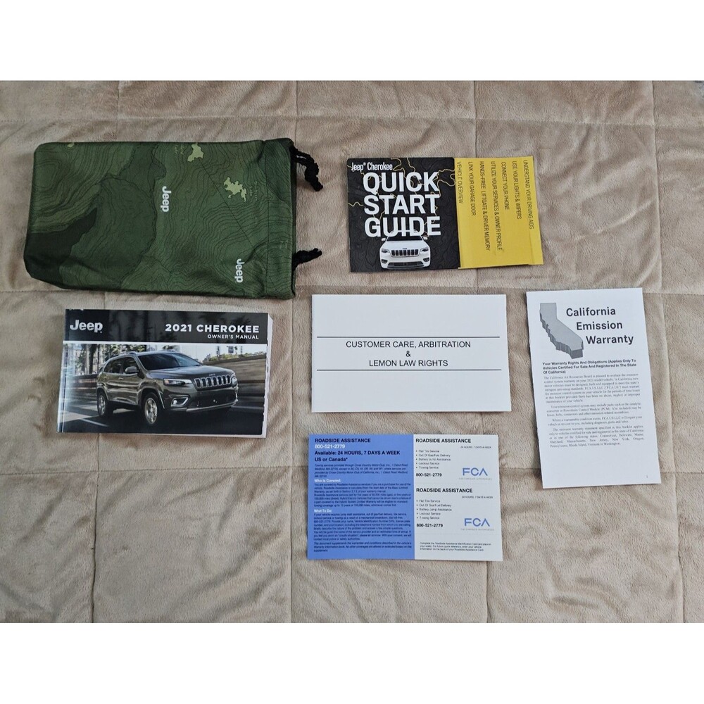 2021 Jeep Cherokee Latitude Owners Manual Complete With Cloth Case Bag